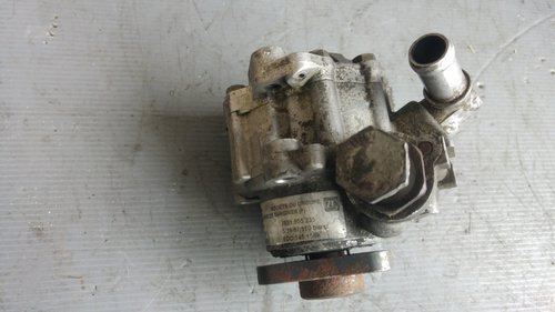 Pompa hidraulica 1.8b 2.0b vw passat b5 b6 audi a4 b5 skoda superb 8d0145156k