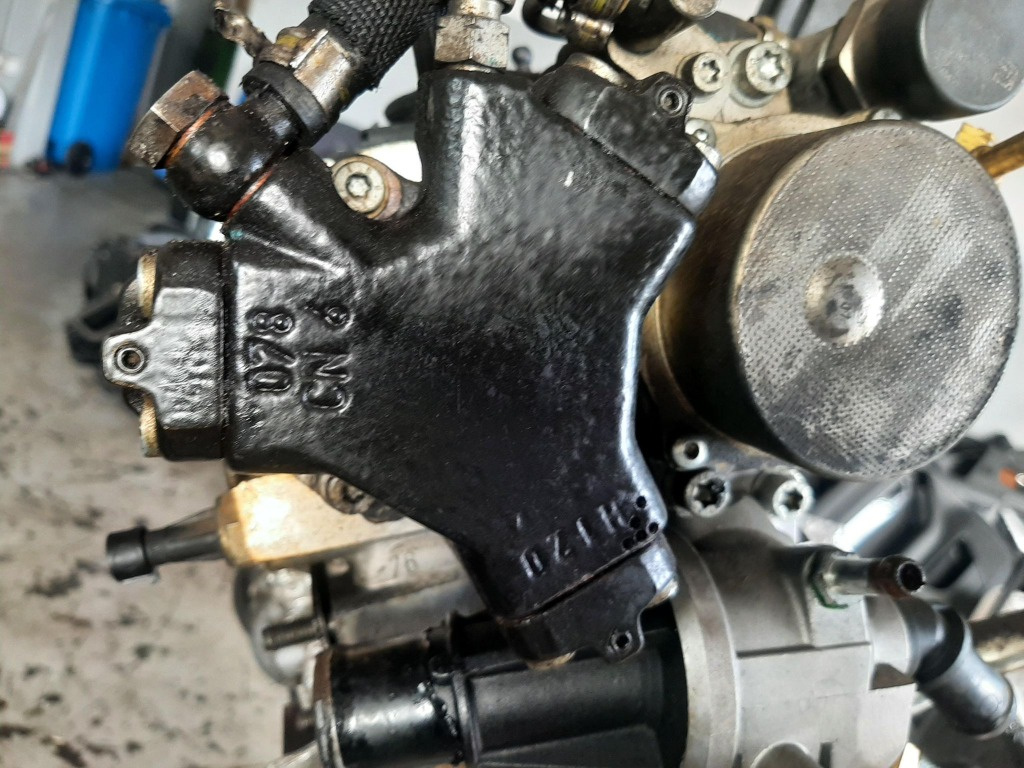 Pompa inalta 1.3 d z13dtj opel agila b combo mervia a 0445010138