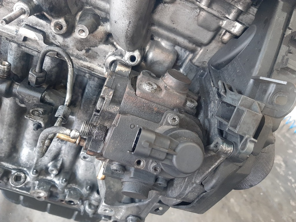 Pompa inalta 1.4 hdi 1.6 tdci 1.6 hdi ford fiesta 6 c-max focus 2 peugeot partner 206 207 0445010102