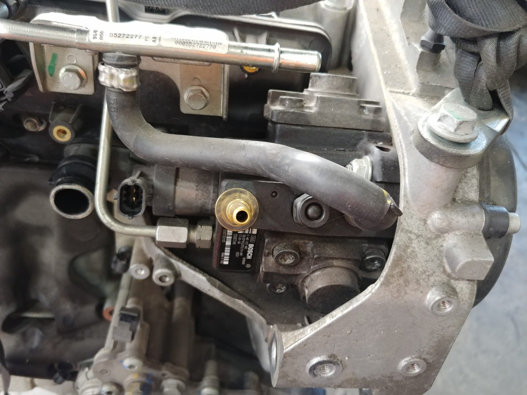 Pompa inalta 1.6 d multijet jeep compass renegade fiat tipo 500x 0445010466 55267246