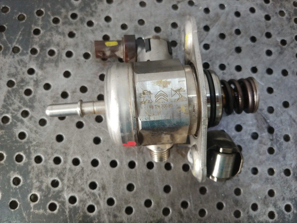 Pompa inalta 1.6b 5g06 citroen c5 aircross 9817670080 0261520530