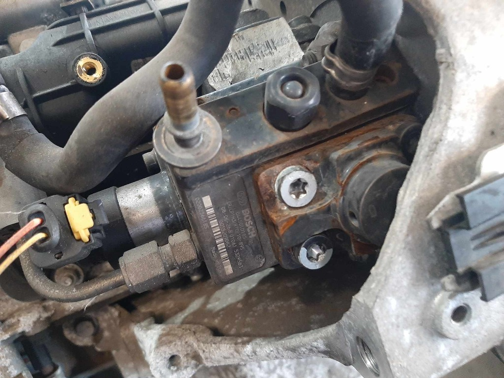 Pompa inalta 1.9 d alfa romeo 159 147 fiat croma 0445010185 0055209062