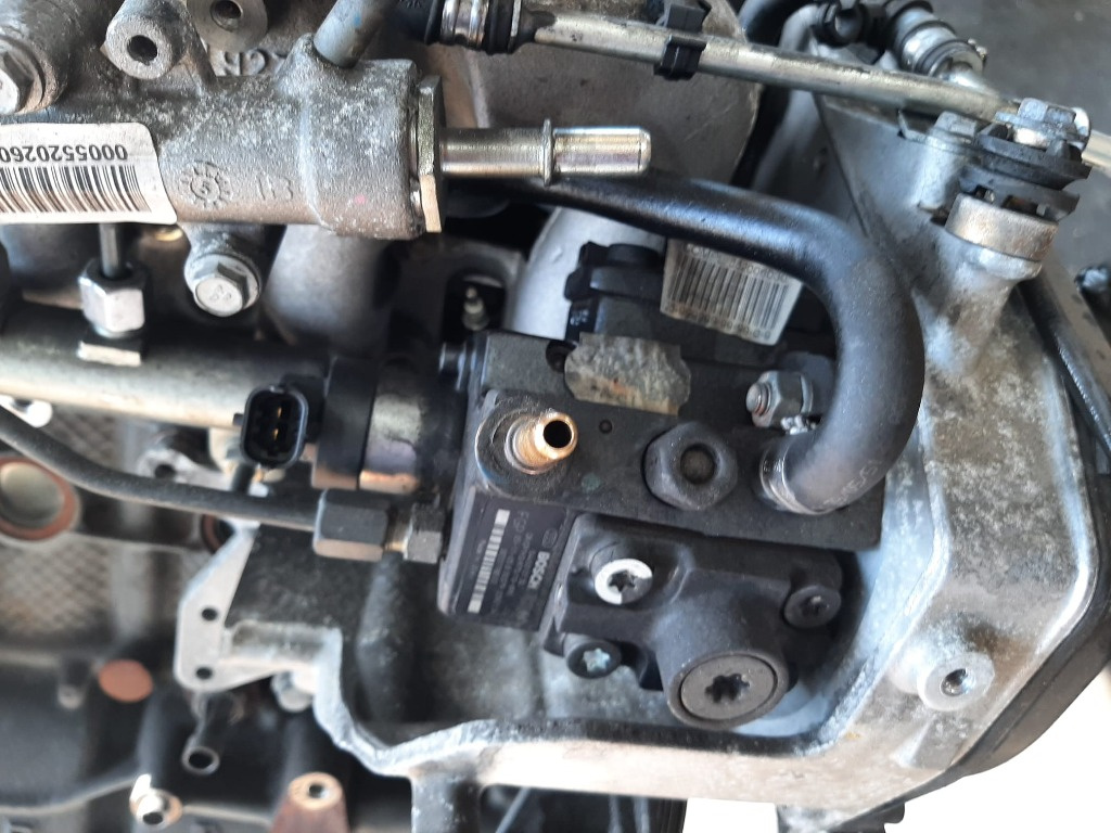 Pompa inalta 1.9 jtd alfa romeo 147 159 fiat bravo 2 croma 0445010130 0055198522