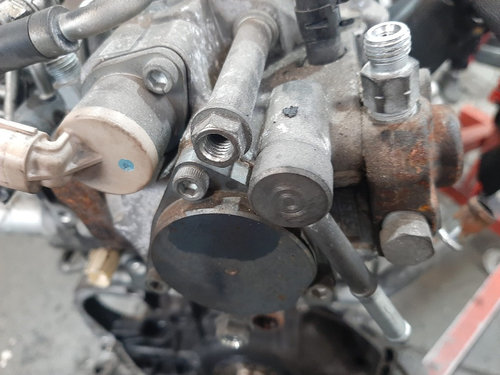 Pompa inalta 2.2 d-4d toyota rav 4 avensis t25 verso lexus is 2 22100-0r030 hu294000-0324
