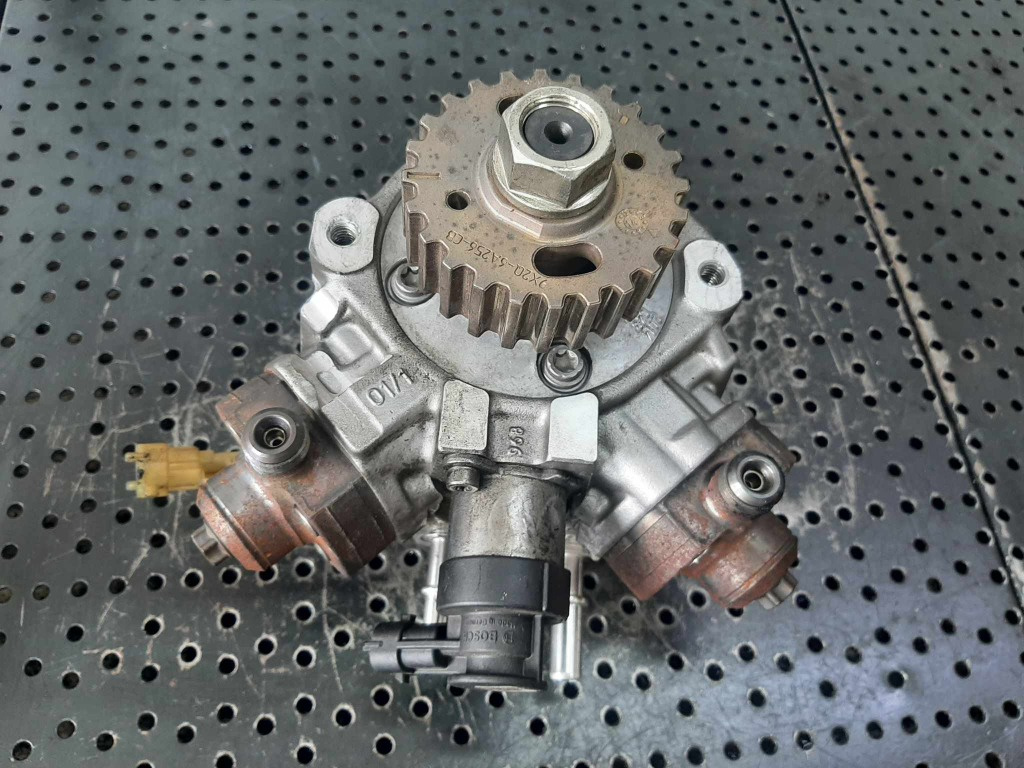 Pompa inalta 3.0 d 306dt 4x4 land rover range rover sport 2 l494 0445010629