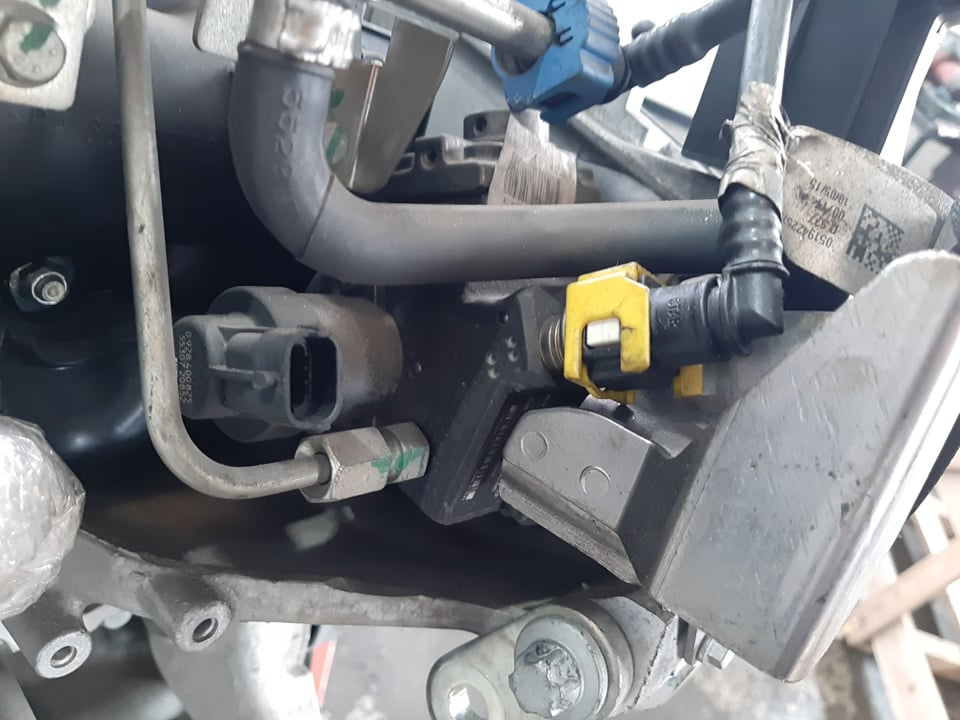 Pompa inalta 55263113 1.6 crd jeep renegade 0445010424