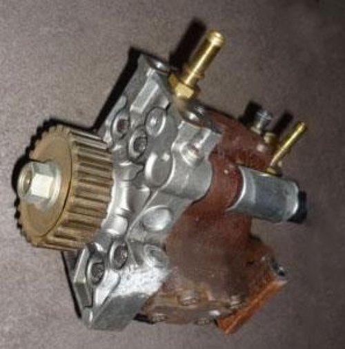 Pompa inalta cod 5ws40157 4s7q-9b395-al range rover sport 2.7d