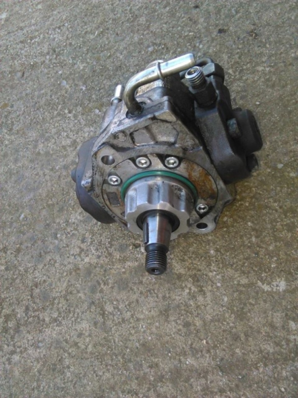 Pompa inalta cod 6c1q-9b395-bb ford transit 2.4 tdci