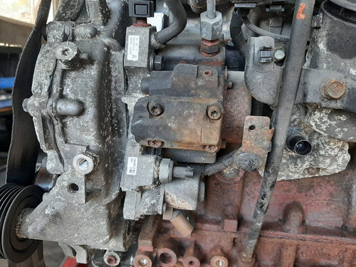 Pompa inalta d4fc 1.4 crdi hyundai i20 ix 20 i30 kia rio ceed 33100-2a700