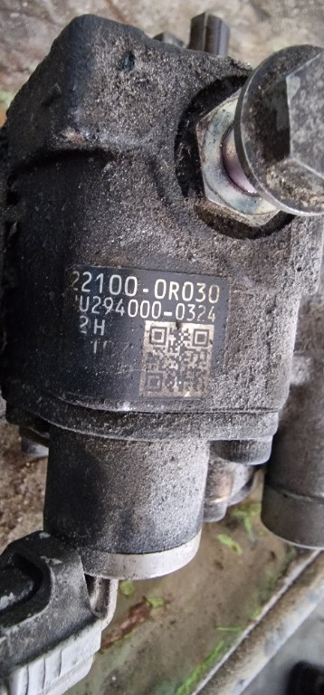 Pompa Inalta Lexus IS220 177CP cod 22100-0R030