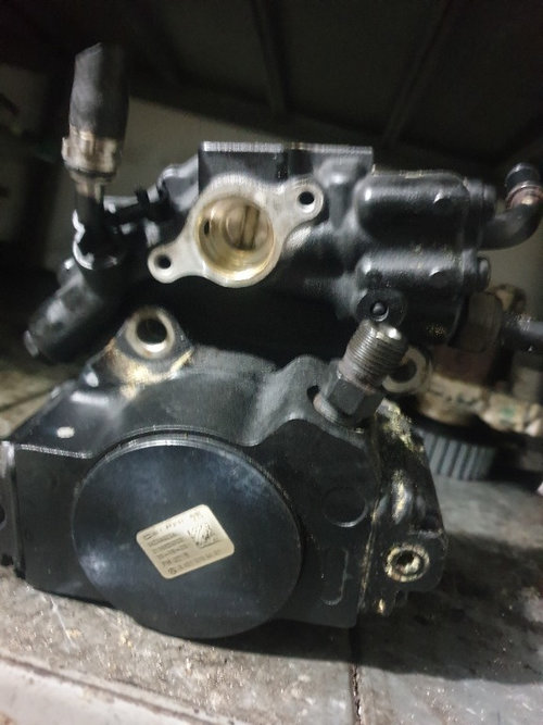 Pompa Inalta Mercedes E220CDI W212 W204 170CP COD A6510700101