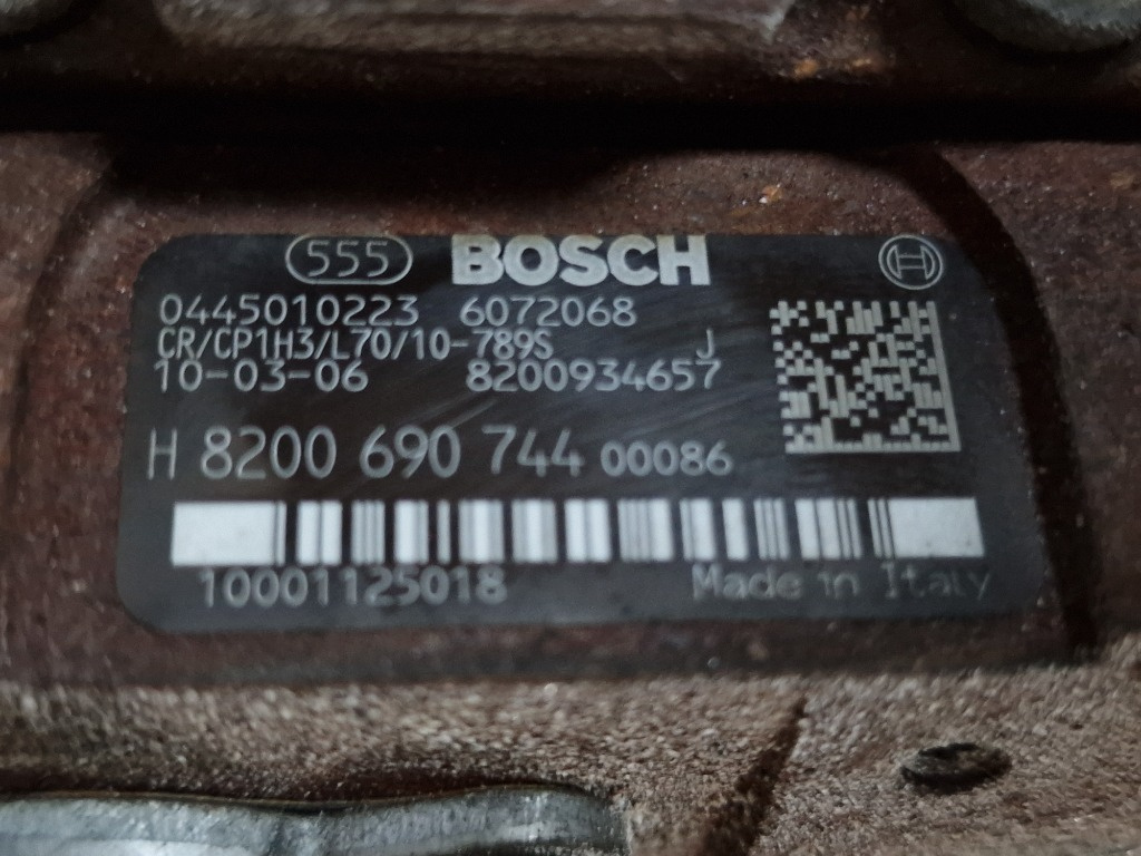Pompa Inalta Nissan X-Trail 2.0DCI Euro 4 cod H8200690744