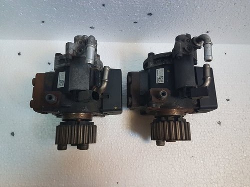 Pompa inalta presiune 03l130755e vw caddy III 1.6 tdi cayd 102 cai