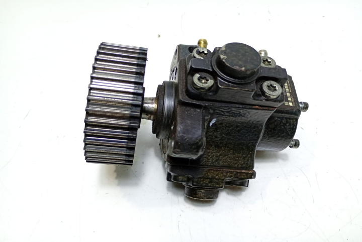 Pompa inalta presiune 0445010193 Opel Astra J [2009 - 2012]