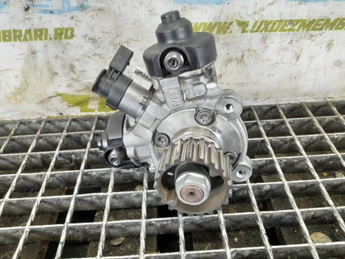Pompa inalta presiune 0445010624 4.2 tdi CDSB 057130755AC Volkswagen VW Touareg generatia 2 7P [2010...