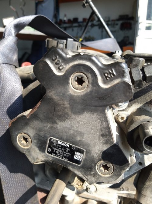 Pompa inalta presiune 1.5 dci 639939 smart forfour 454 0445010096 a6400700601