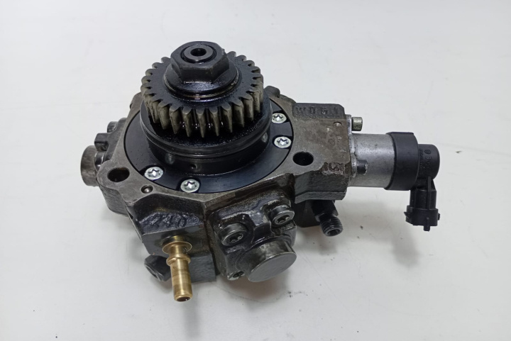 Pompa inalta presiune 1.6 dci 167008960R Fiat Talento