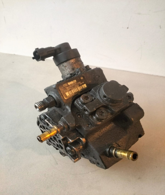 Pompa inalta presiune 1.6 Diesel 0445010102 Peugeot 407