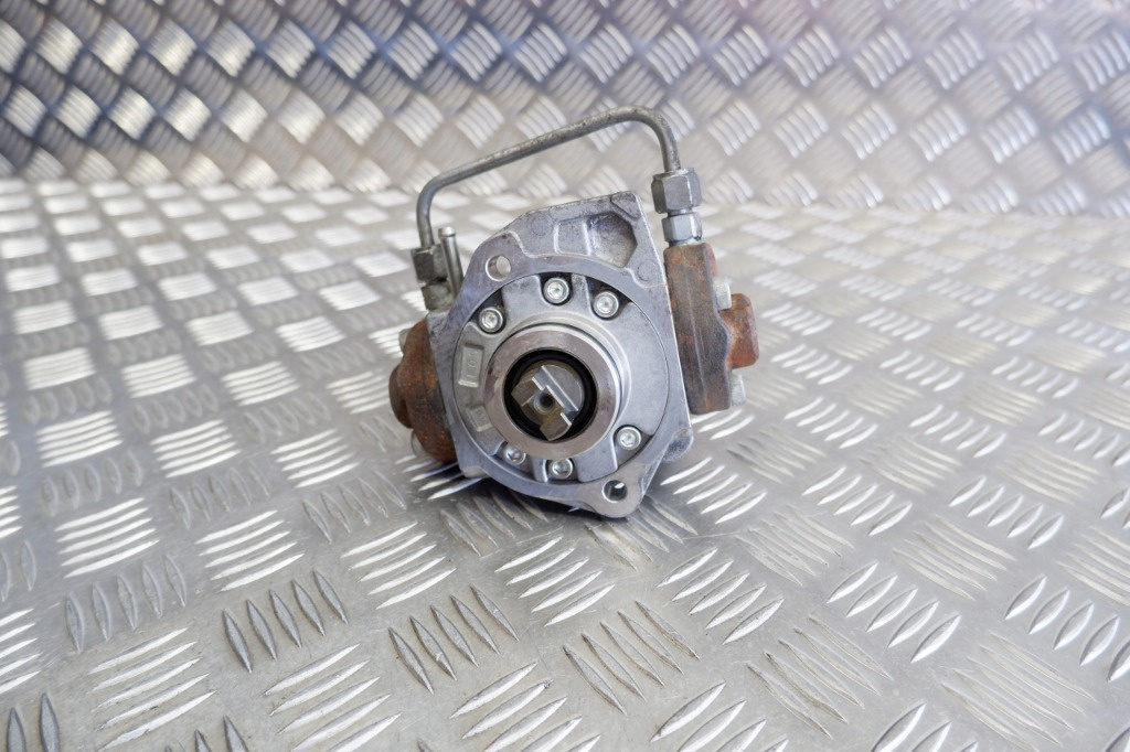 Pompa inalta presiune 22100-0R010 Toyota Corolla 2.0 D-4D cod motor 1AD-FTV