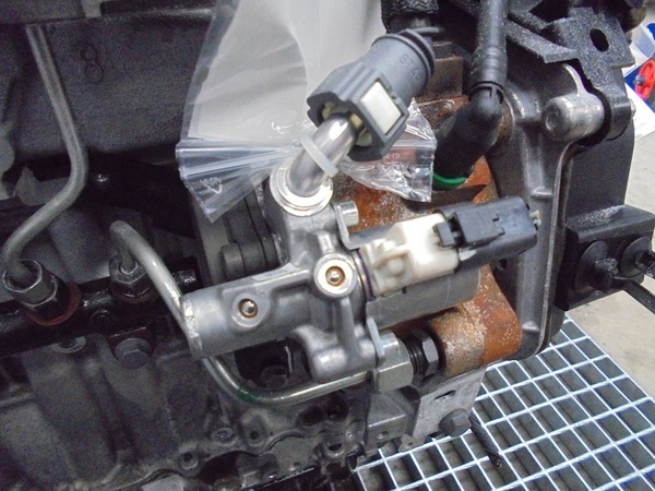 Pompa inalta presiune 9676289780, Ford Focus 3 sedan 1.6 tdci