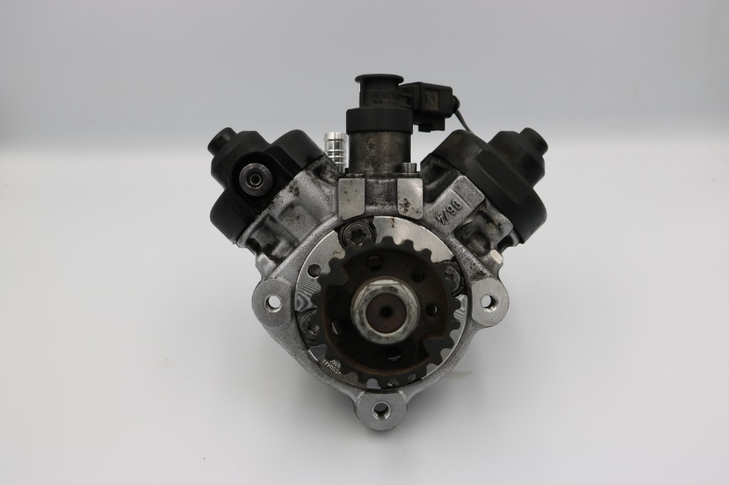 Pompa inalta presiune Audi A4 B8 3.0TDI CCWA 059130755AH 0445010611