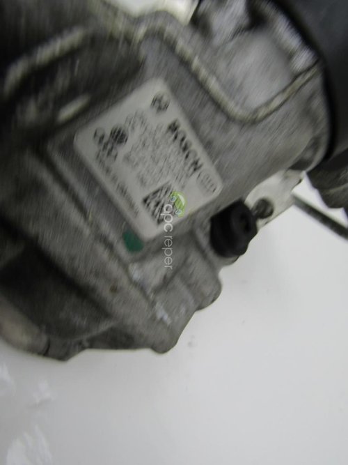 Pompa inalta presiune Audi A6 4G 2.0 TDI an 2011 cod 03L130755AC