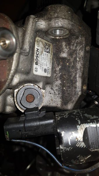 Pompa inalta presiune Audi A8 4H 3.0TDi 211cp CDTB cod piesa : 059130755BF