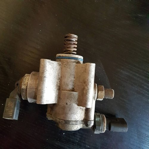 Pompa inalta presiune audi q7 3.6 fsi bhk 280 cai cod 03h127025