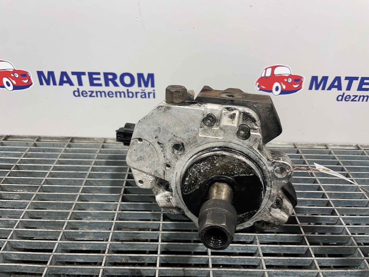 POMPA INALTA PRESIUNE BMW SERIA 5 E 60 3.0 D - (2004 2007)