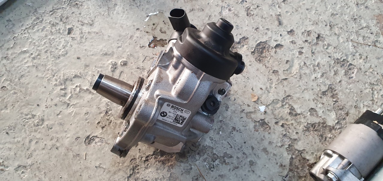 Pompa inalta presiune BMW X3 F25 2.0D B47D20A 2015 2016 2017