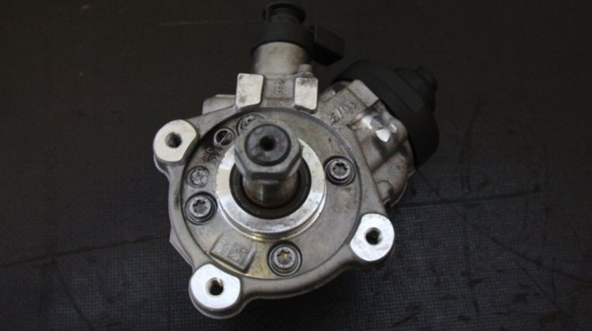 Pompa inalta presiune cod 03l130755ac audi a3 8p 2.0 tdi cbab 140 cai