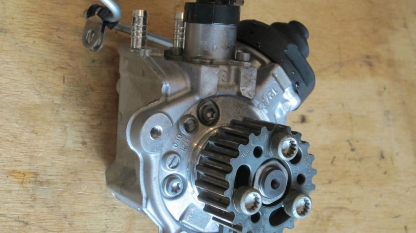 Pompa inalta presiune cod 03l130755ac audi a5 8t 2.0 tdi caha 170 cai