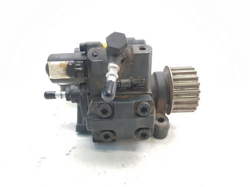 Pompa inalta presiune Dacia Duster 1.5 DCI an de fabricatie 2014 cod 167003669R / 5WS40844