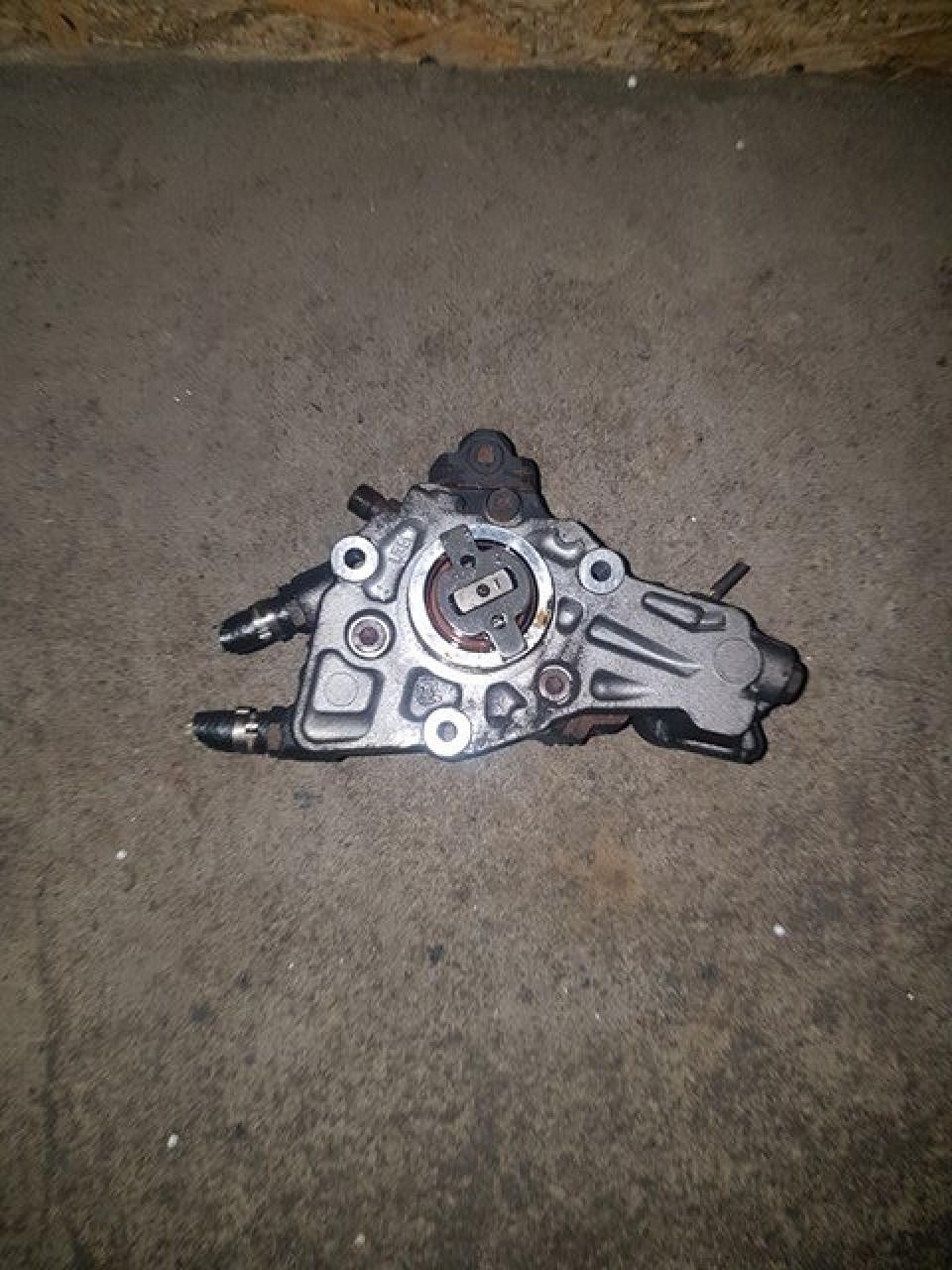 Pompa inalta presiune delphi mercedes w204 c220 cdi cod a6460700201