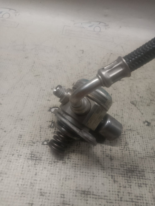 Pompa inalta presiune Ford Fiesta Benzina 2017, CM5G9D376GA