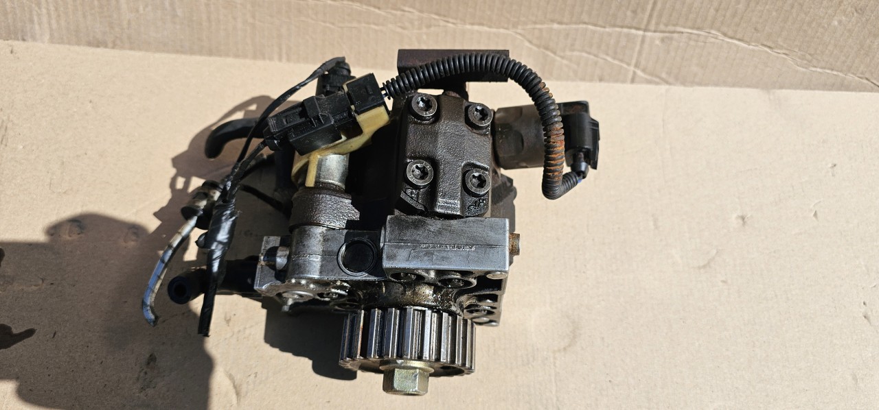 Pompa inalta presiune Land Rover Discovery 3 / Range Rover Sport 2.7 D 2005 2006 2007 2008 2009