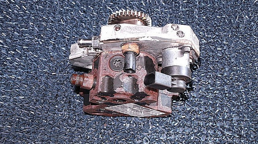 POMPA INALTA PRESIUNE MERCEDES-BENZ M-CLASS (W164) ML 280 CDI 4-matic (164.120) diesel (2005 - 07-2011-12)