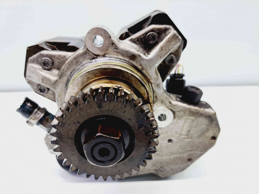 Pompa inalta presiune Mercedes Clasa E (W212) AMG [Fabr 2009-2016] A6420104447 0445010210 3.0 CDI 642850 170KW / 231CP 3.0 CDI 642850 170KW / 231CP