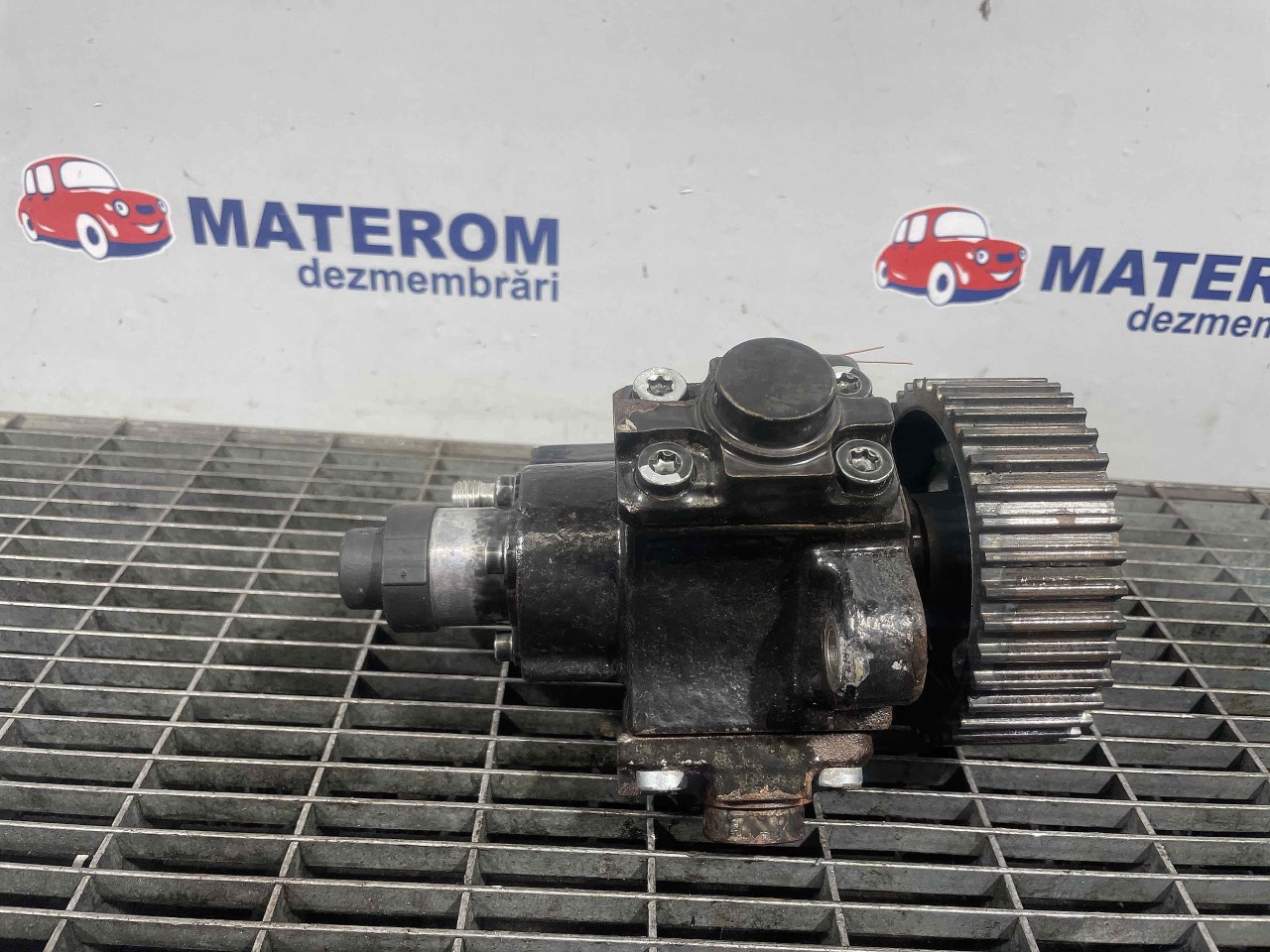 POMPA INALTA PRESIUNE OPEL ASTRA J 2.0 CDTI - (2009 2012)