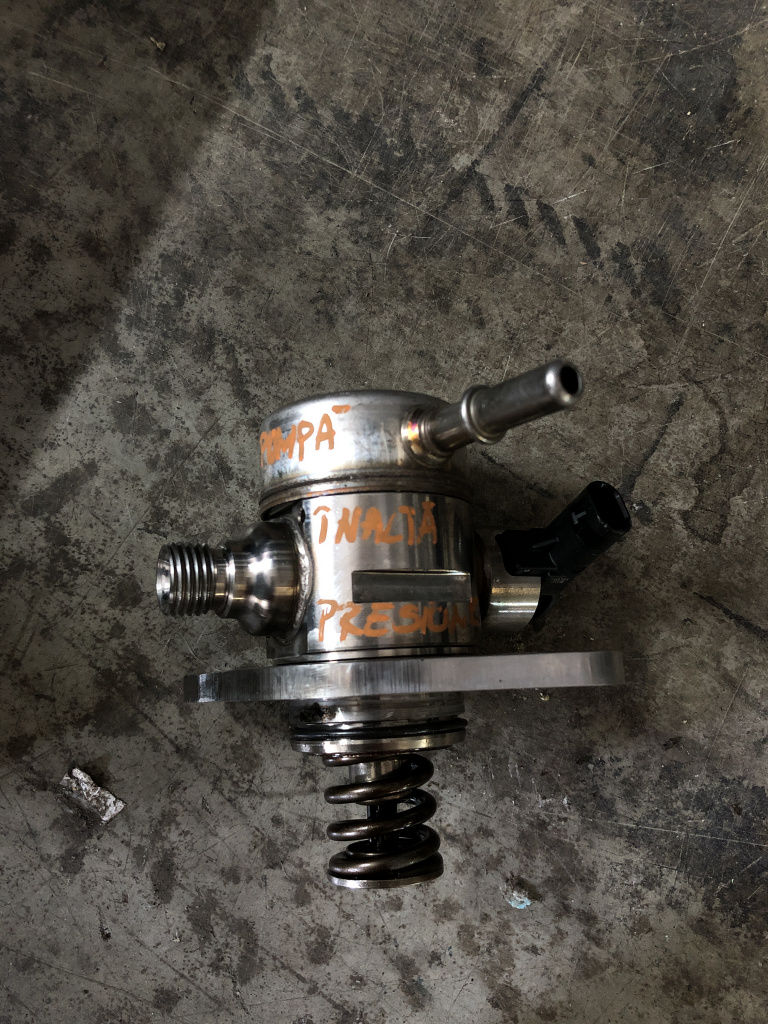 Pompa inalta presiune Opel Crossland X 1.2 Benzina 2019, 9812133780