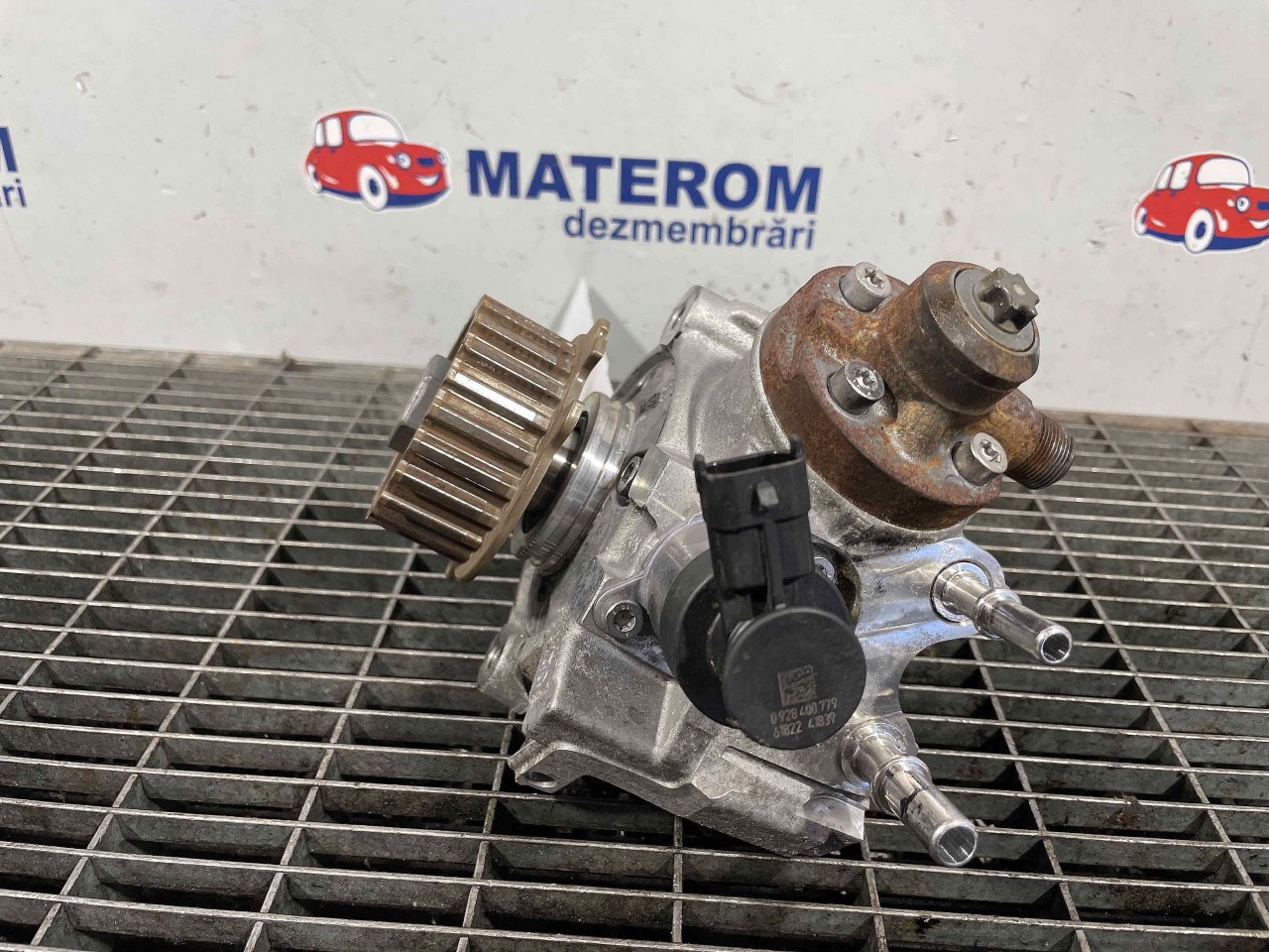 POMPA INALTA PRESIUNE PEUGEOT 2008 1.6 HDI - (2013 2018)