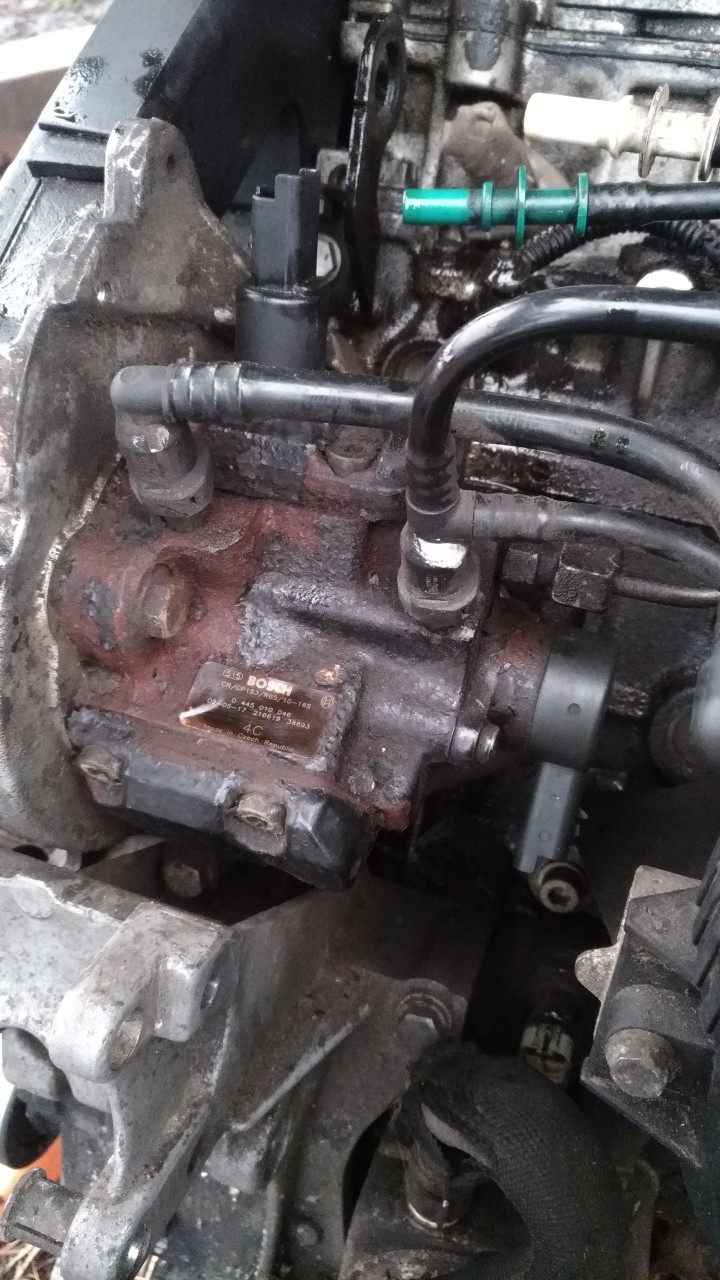 Pompa inalta presiune peugeot 607, 2.0 hdi, an 1999-2004,  0445010046