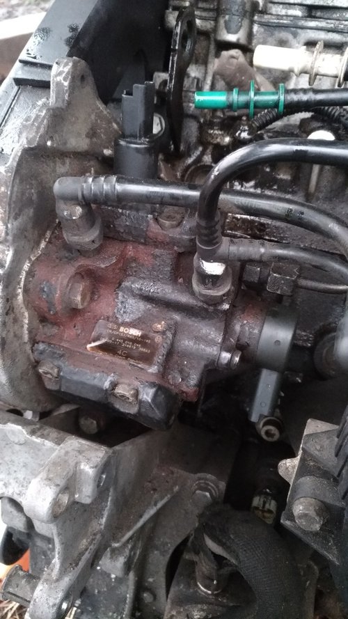 Pompa inalta presiune peugeot 607, 2.0 hdi, an 1999-2004,  0445010046