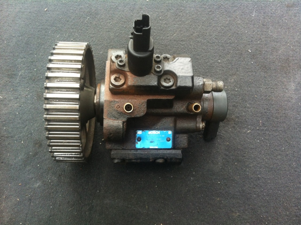 Pompa Inalta Presiune Peugeot 607 2 2 Hdi Cod 0445010021