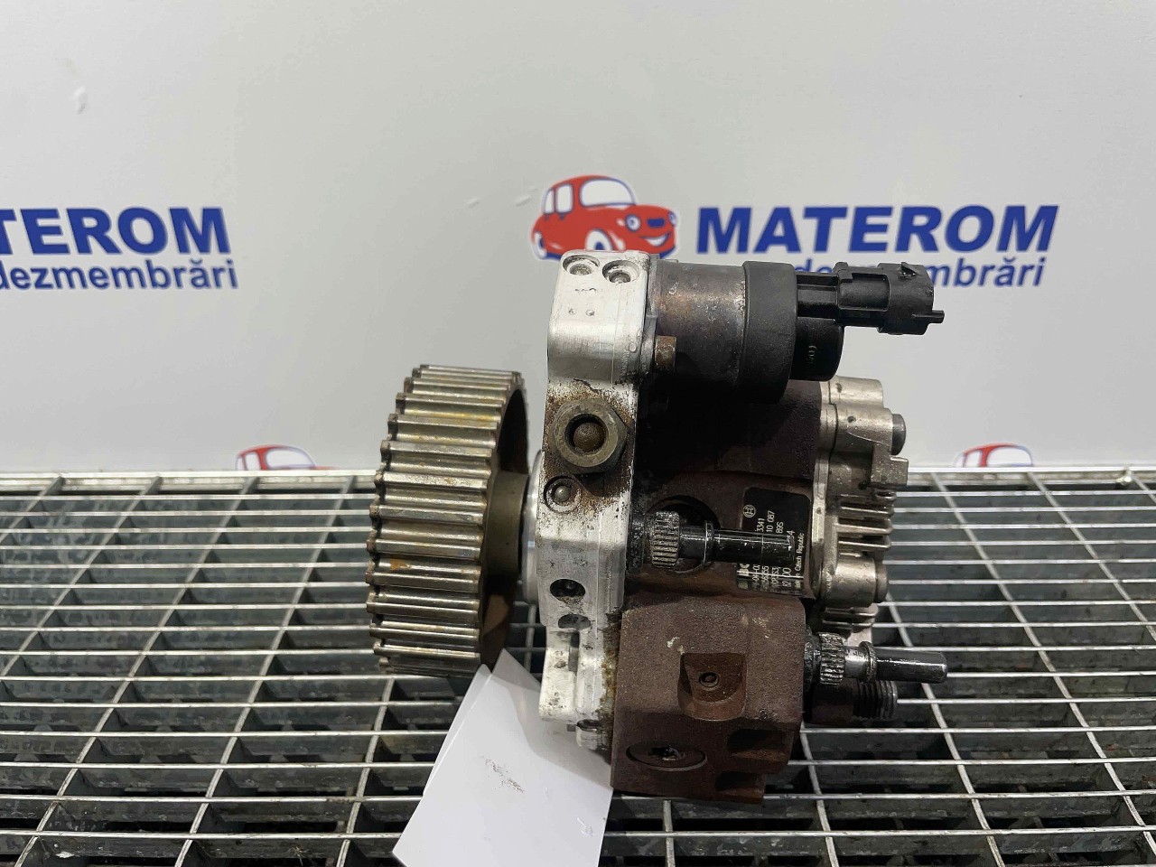 POMPA INALTA PRESIUNE RENAULT MEGANE 1.9 DCI - (2005 2008)