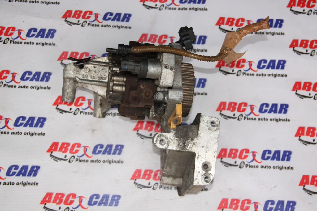 Pompa inalta presiune Renault Trafic 1.9 DCI cod: 0445010075 model 2005