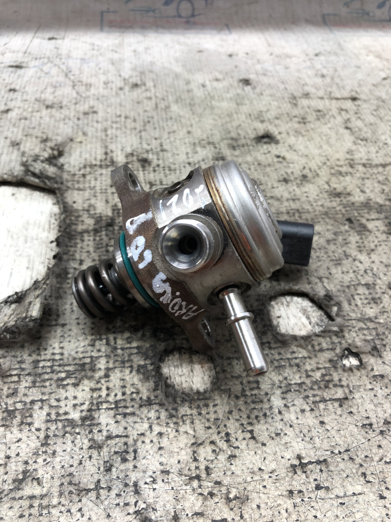 Pompa inalta presiune Seat ARONA 2021, 05E127027A