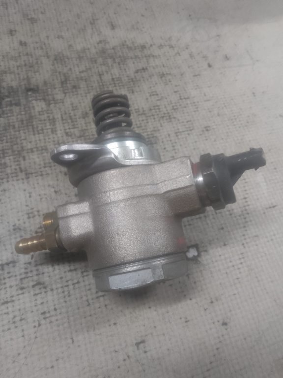 Pompa inalta presiune Skoda Fabia 2 1.2 Benzina 2009, 03C127026J