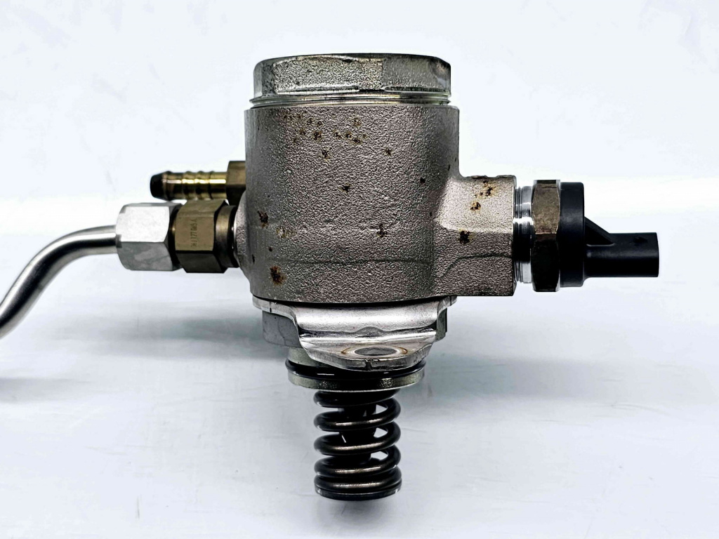 Pompa inalta presiune Volkswagen Golf 6 (5K1) [Fabr 2009-2013] 03C127026D 1.4 Benz CAXA 90KW / 122CP 1.4 Benz CAXA 90KW / 122CP