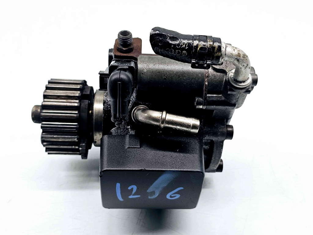 Pompa inalta presiune Volkswagen Passat B6 Variant (3C5) [Fabr 2005-2010] 03L130755E 1.6 TDI CAYC 77KW / 105CP 1.6 TDI CAYC 77KW / 105CP